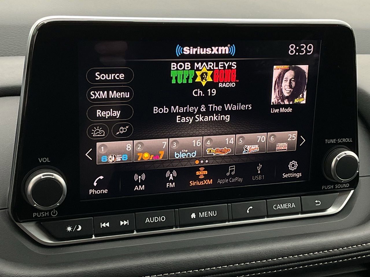 Used 2025 Nissan Rogue SV image 29