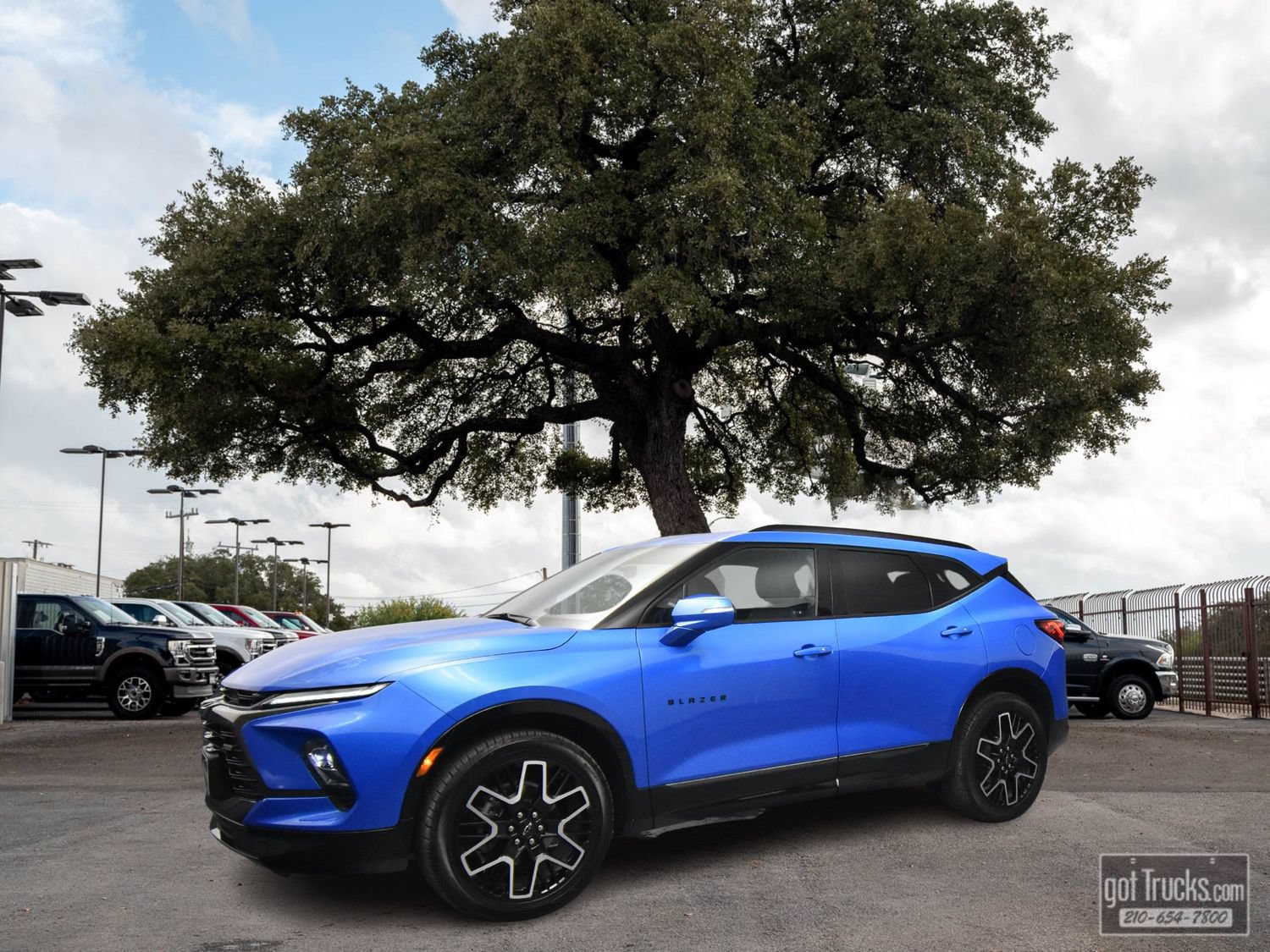 Used 2024 Chevrolet Blazer RS w/ Driver Confidence II Package FWD image 1