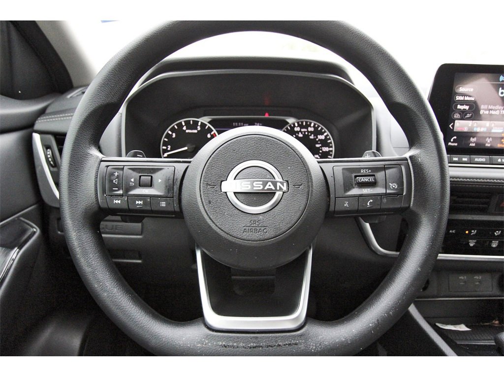 Used 2024 Nissan Rogue S image 9