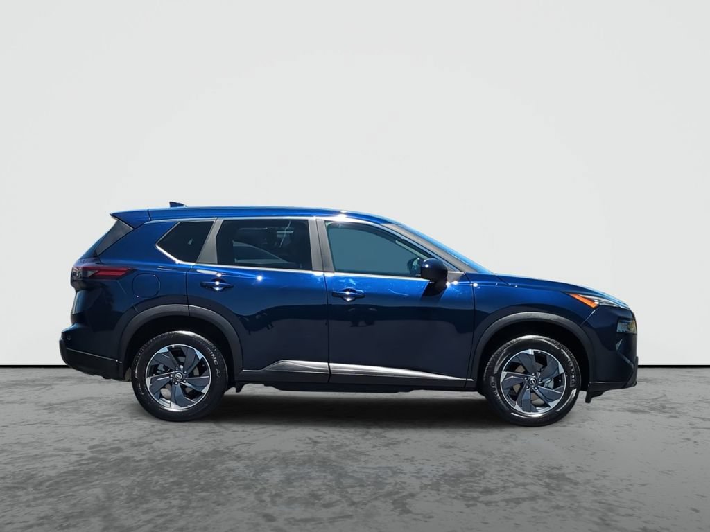 Used 2025 Nissan Rogue SV FWD image 9