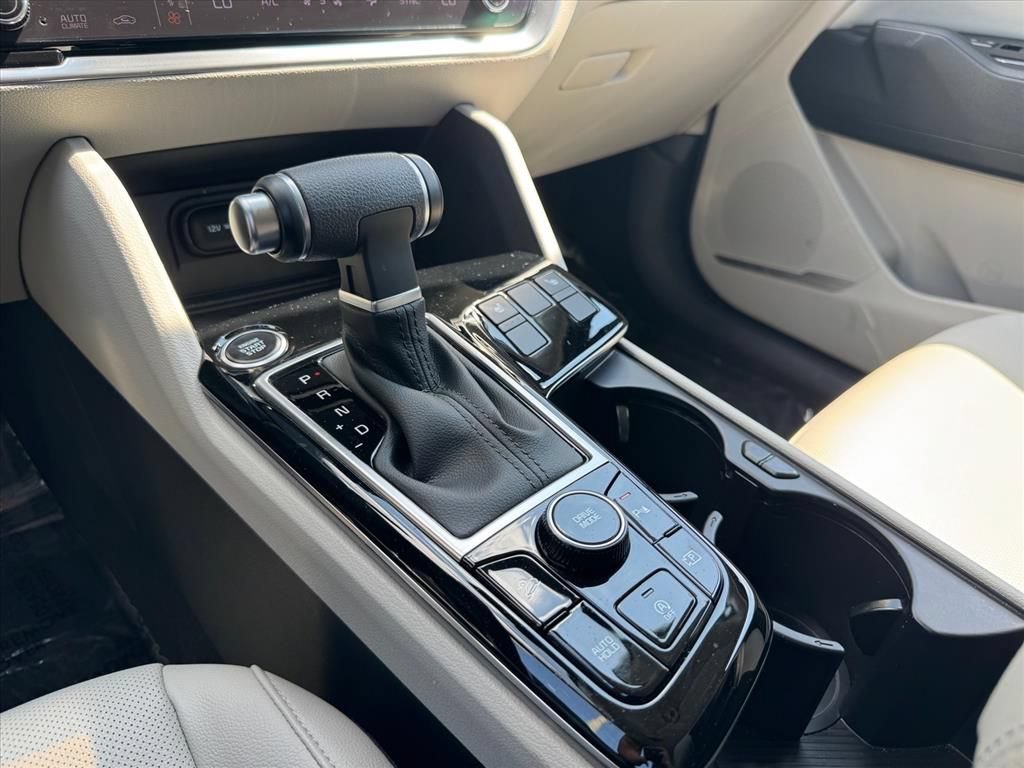 Certified 2024 Kia Sportage EX FWD image 19