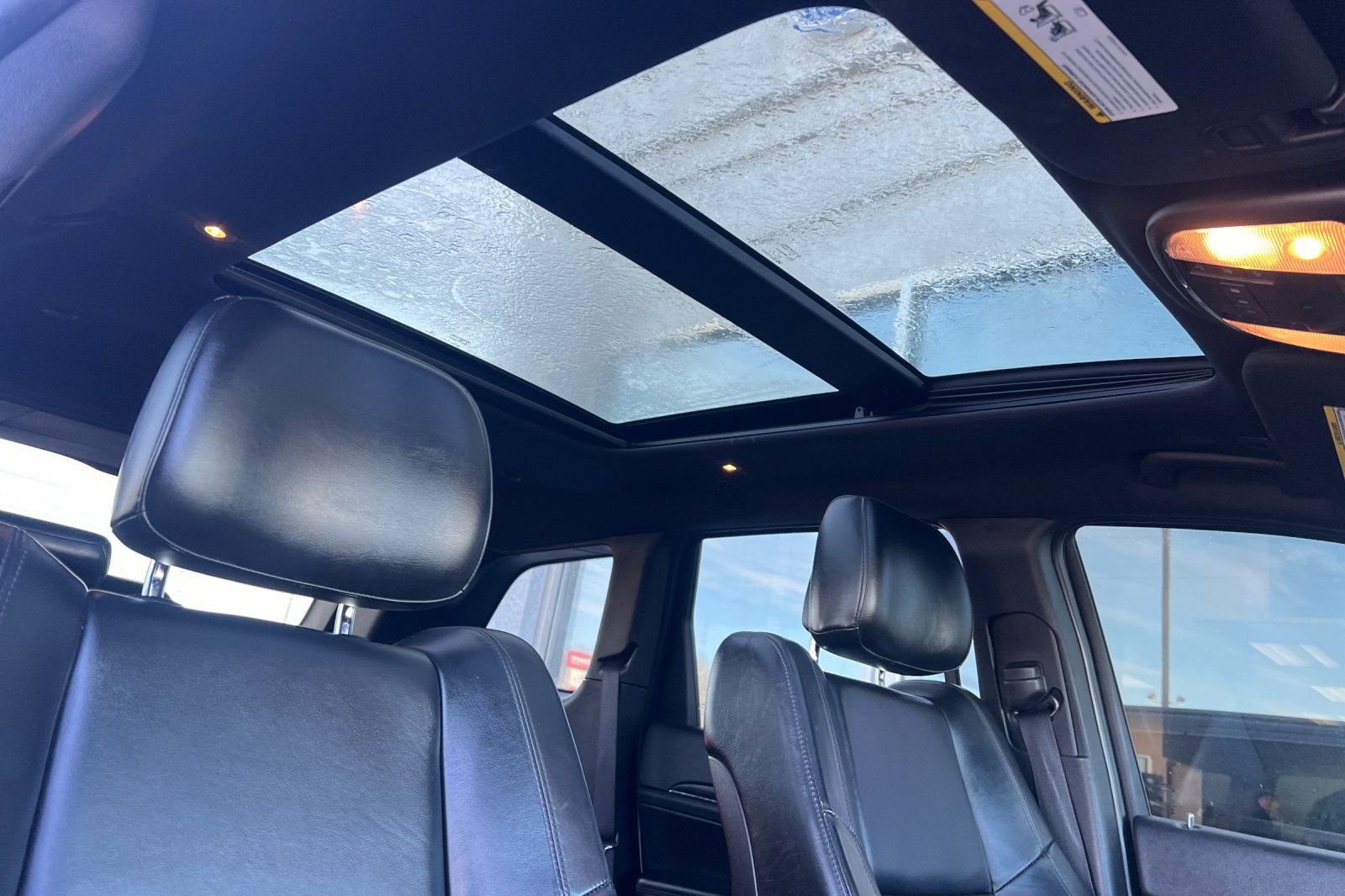 Used 2021 Jeep Grand Cherokee Limited w/ Luxury Group II image 18