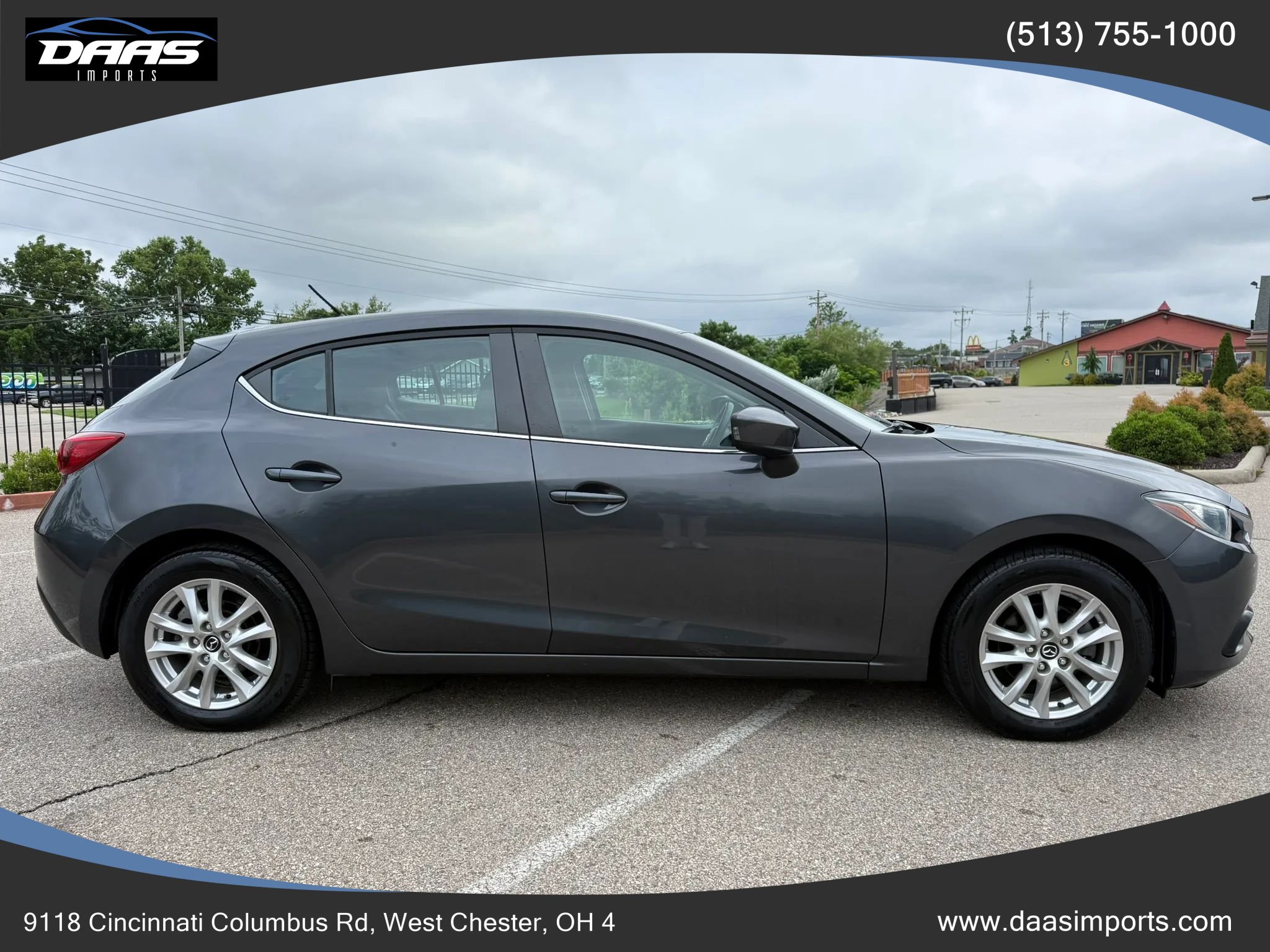 Used 2016 MAZDA MAZDA3 i Sport w/ Preferred Equipment Package FWD image 4