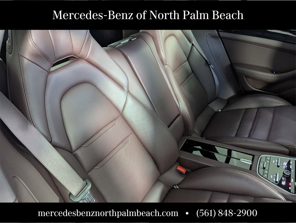 Used 2018 Porsche Panamera 4S image 32