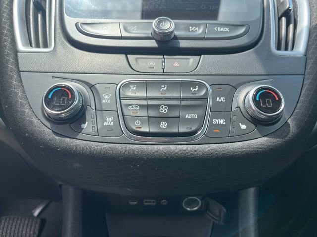 Used 2025 Chevrolet Malibu LT FWD image 27