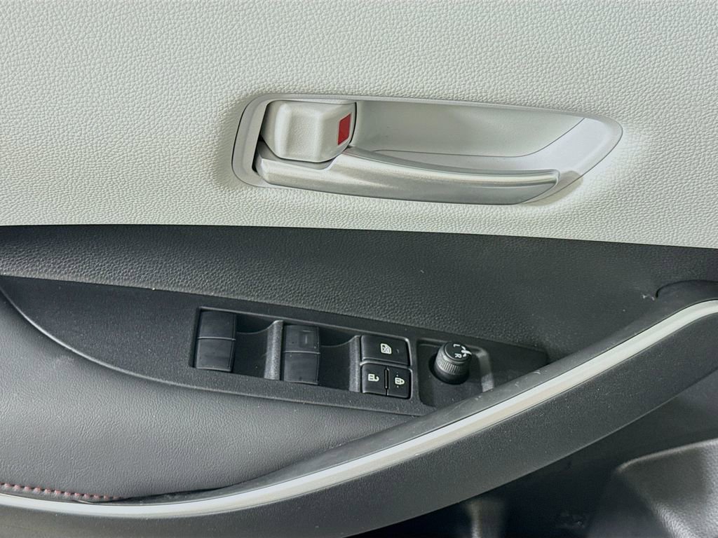 Certified 2023 Toyota Corolla SE w/ Carpet Mat Package (TMS) image 23