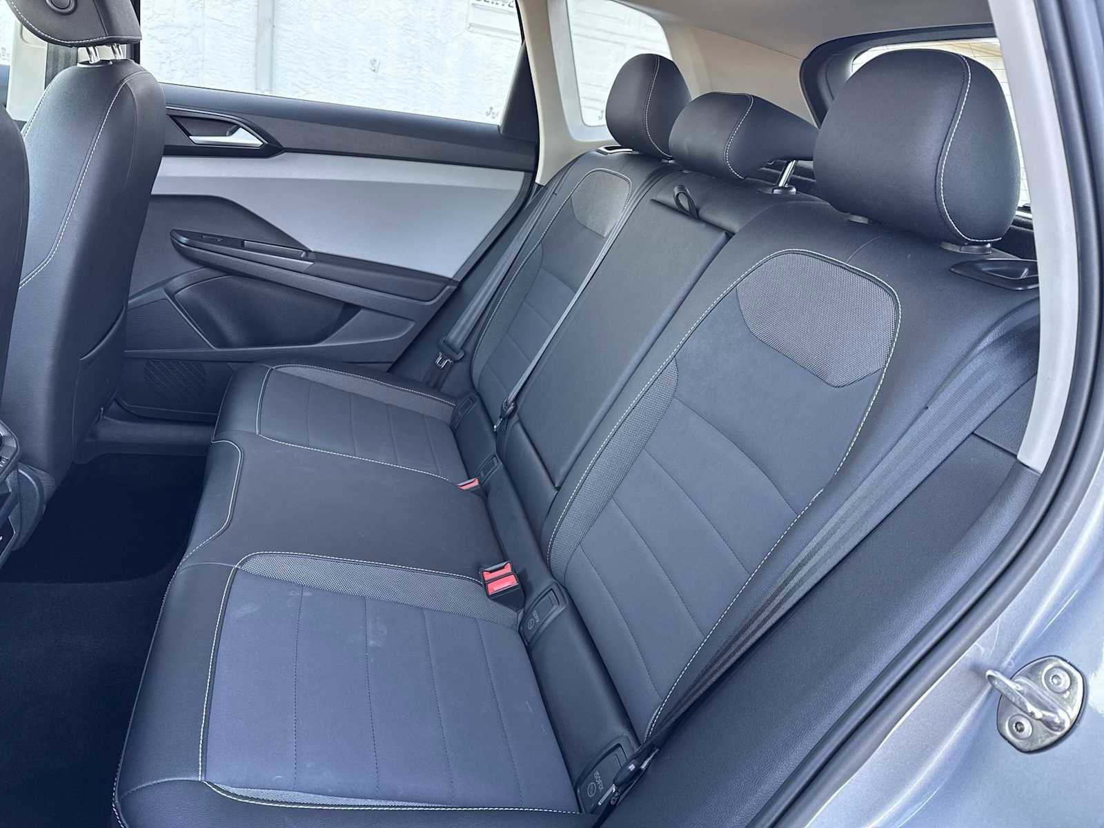 Used 2022 Volkswagen Taos SE image 18