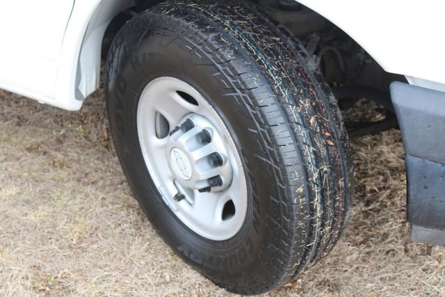 Used 2016 Chevrolet Express 3500 image 23