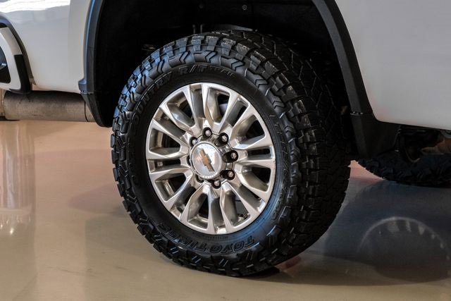 Used 2022 Chevrolet Silverado 3500 High Country w/ Technology Package image 47