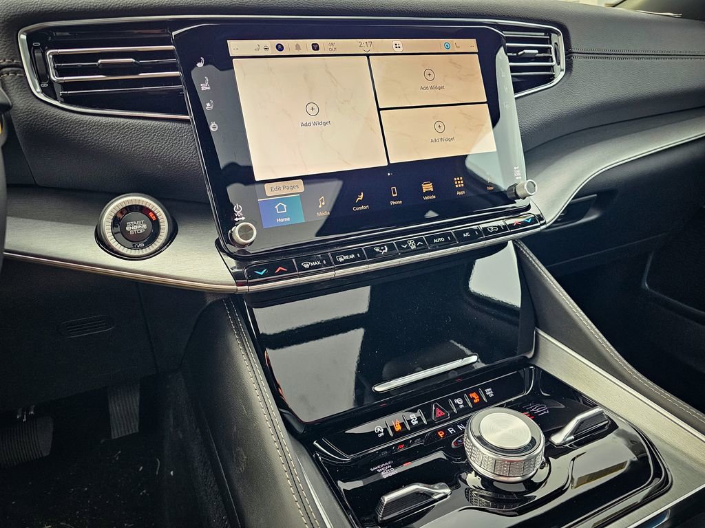 New 2025 Jeep Wagoneer Series III image 28