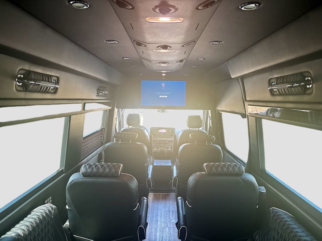 Used 2022 Mercedes-Benz Sprinter 2500 image 20