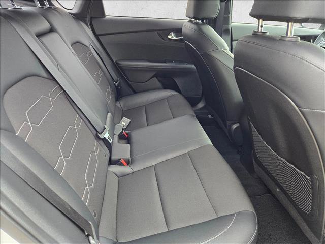 Used 2021 Kia Forte GT-Line w/ GT-Line Premium Package image 17