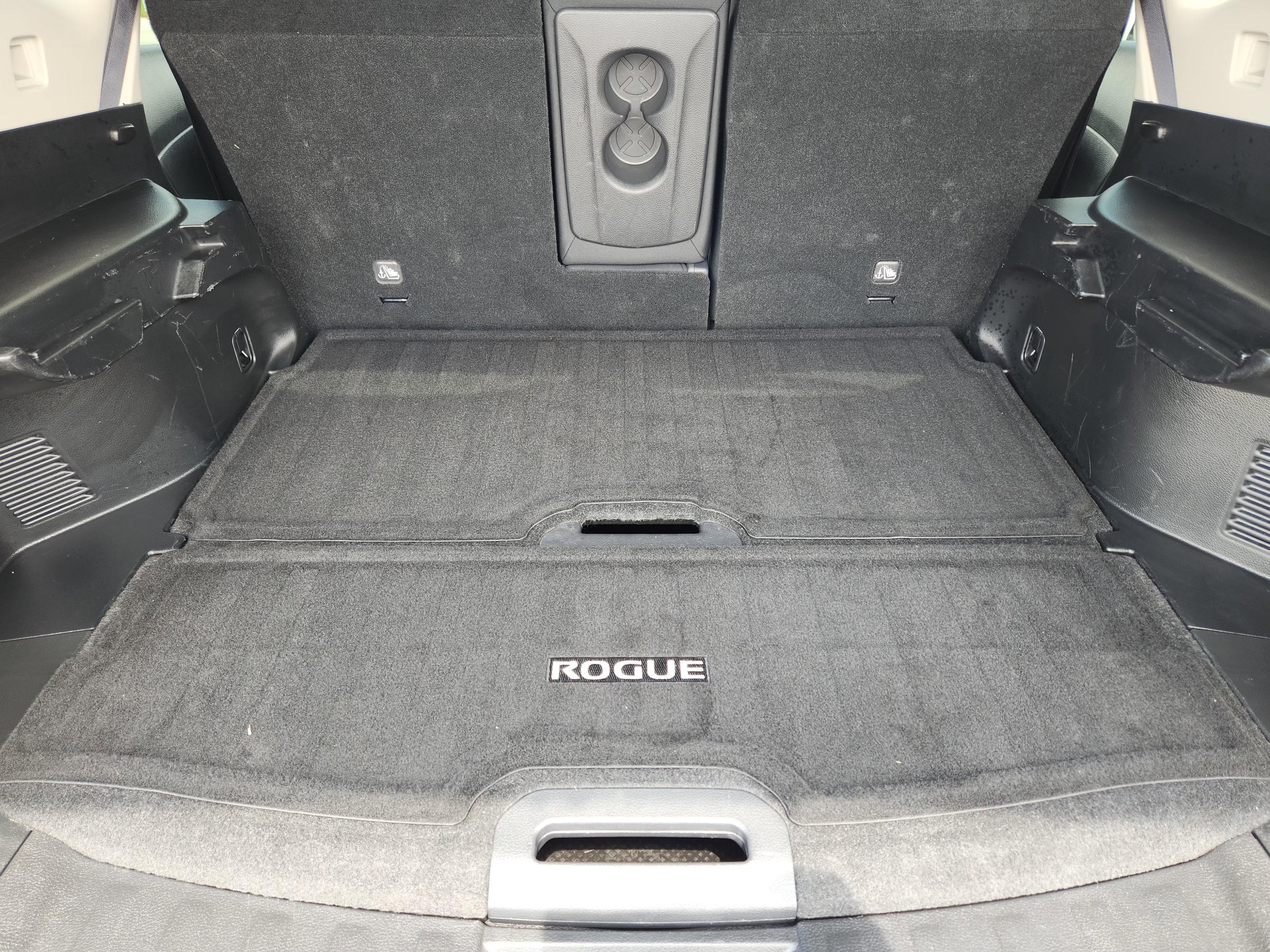 Used 2019 Nissan Rogue SV FWD image 33