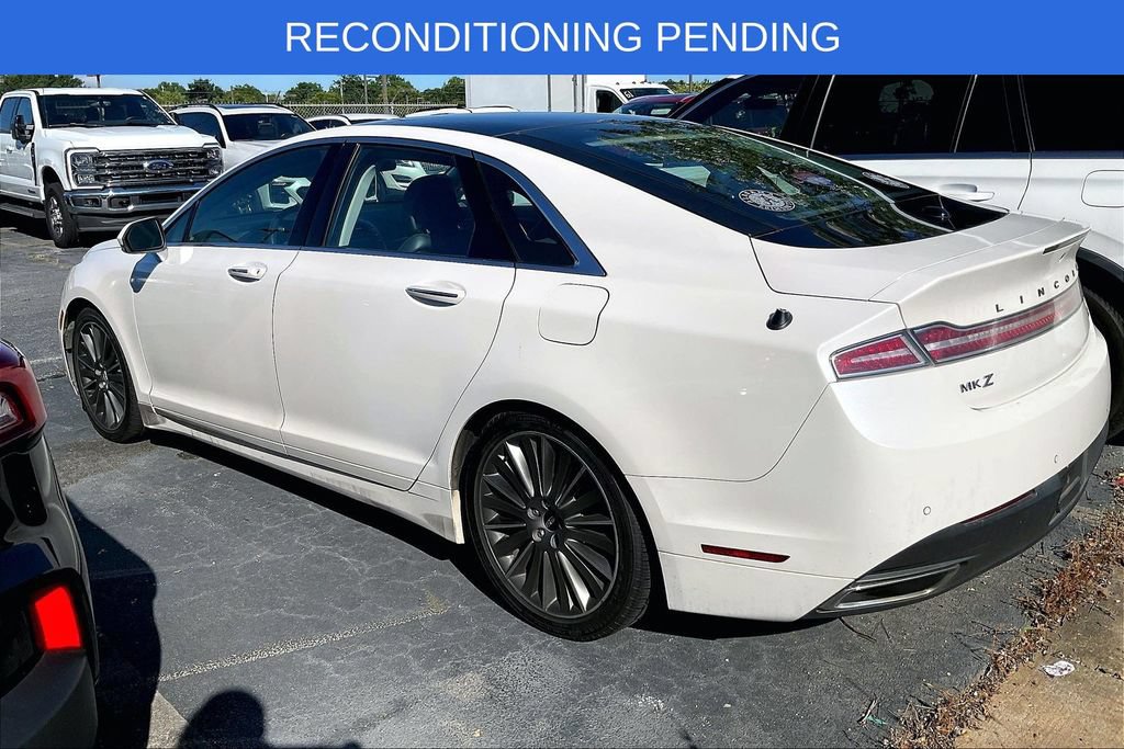 Used 2014 Lincoln MKZ Hybrid FWD image 3