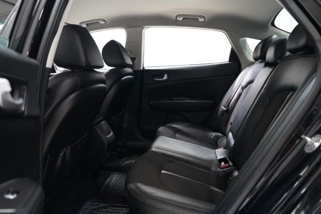 Used 2018 Kia Optima S image 31