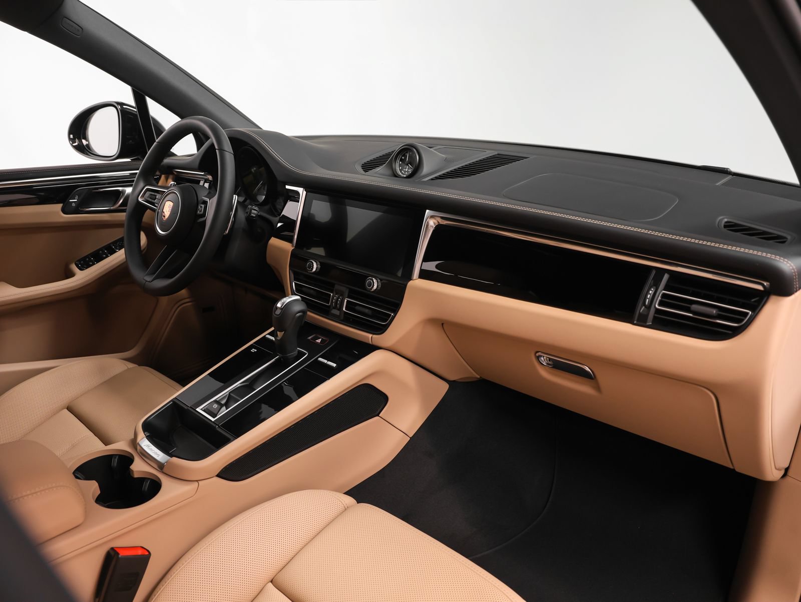 New 2026 Porsche Macan AWD/4WD image 22