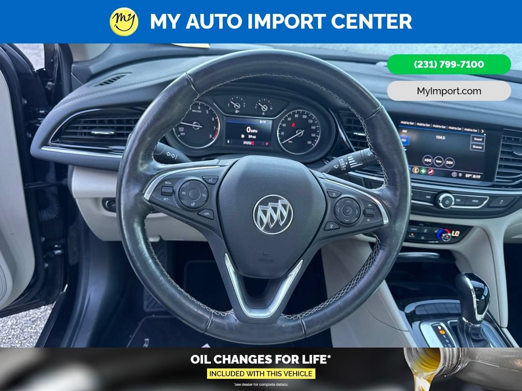 Used 2020 Buick Regal Essence AWD/4WD image 9