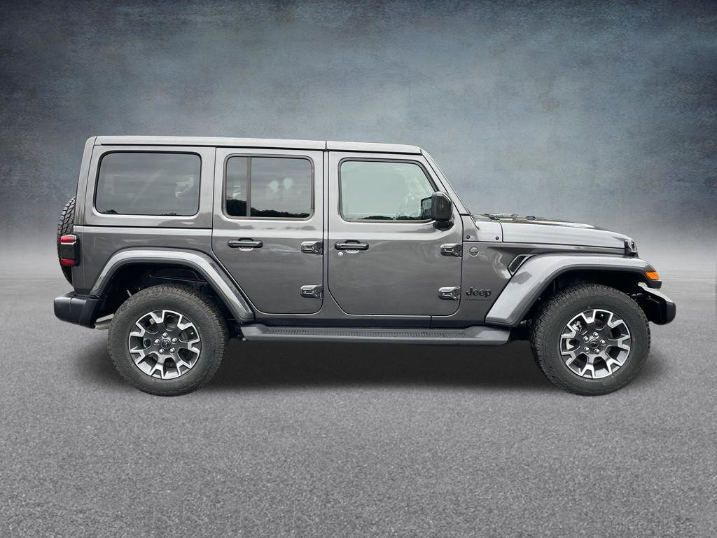 Used 2026 Jeep Wrangler Unlimited Sahara AWD/4WD image 11
