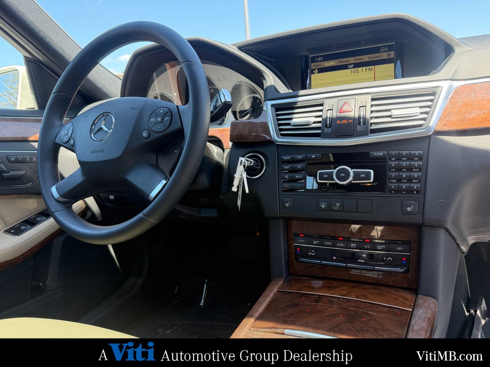 Used 2012 Mercedes-Benz E 350 4MATIC Sedan image 31