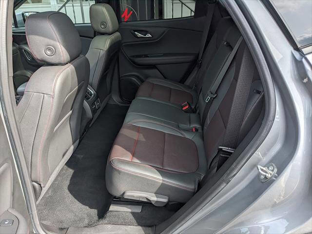 Used 2023 Chevrolet Blazer RS w/ Enhanced Convenience Package image 12