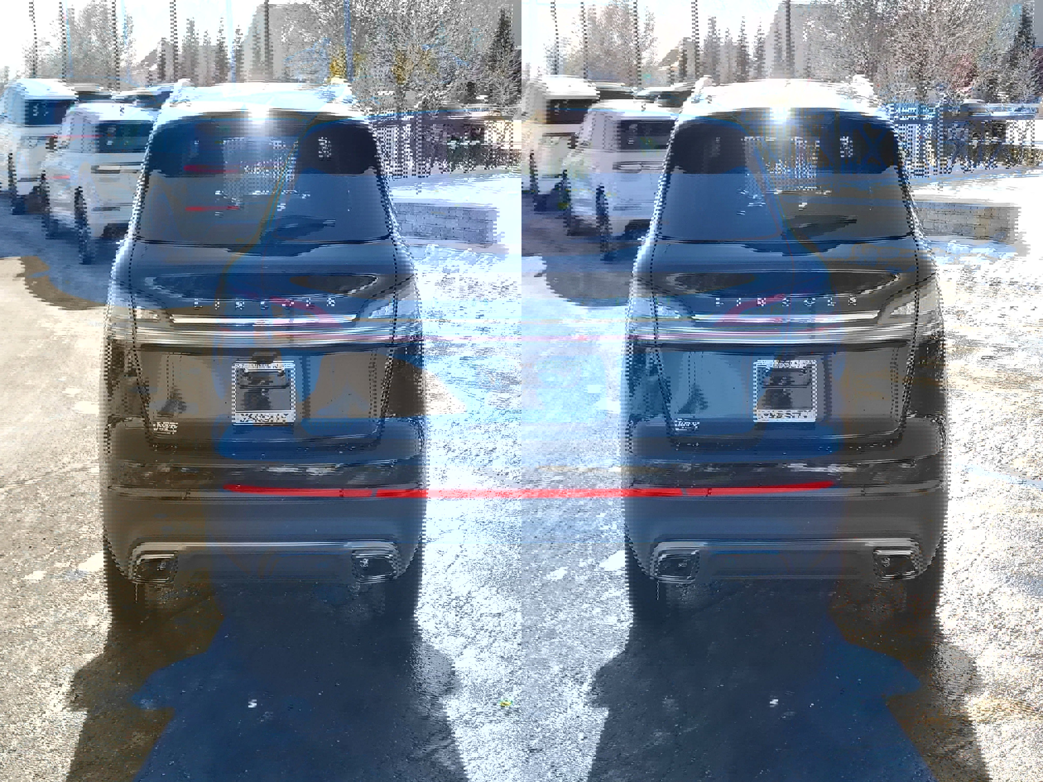 Certified 2023 Lincoln Nautilus Reserve w/ Monochromatic Package image 5