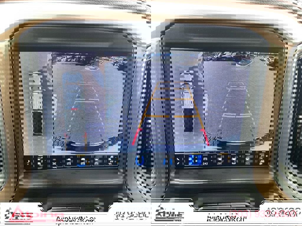 Used 2023 Chevrolet Silverado 3500 High Country w/ Z71 Off-Road Package image 16