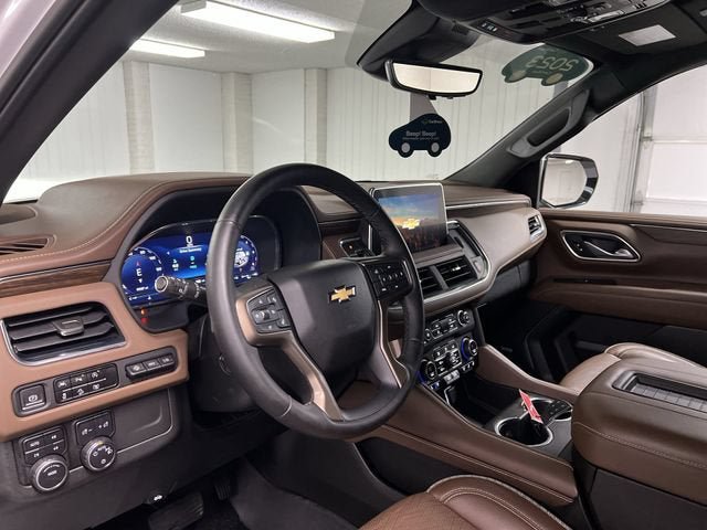 Certified 2023 Chevrolet Tahoe High Country w/ Premium Package 2 AWD/4WD image 10