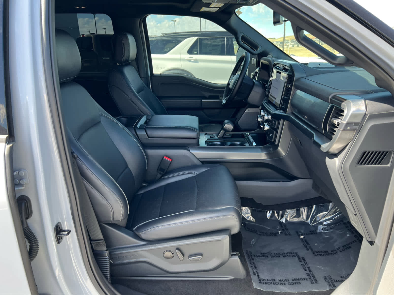 Certified 2025 Ford F150 Lariat w/ Equipment Group 501A Mid AWD/4WD image 17