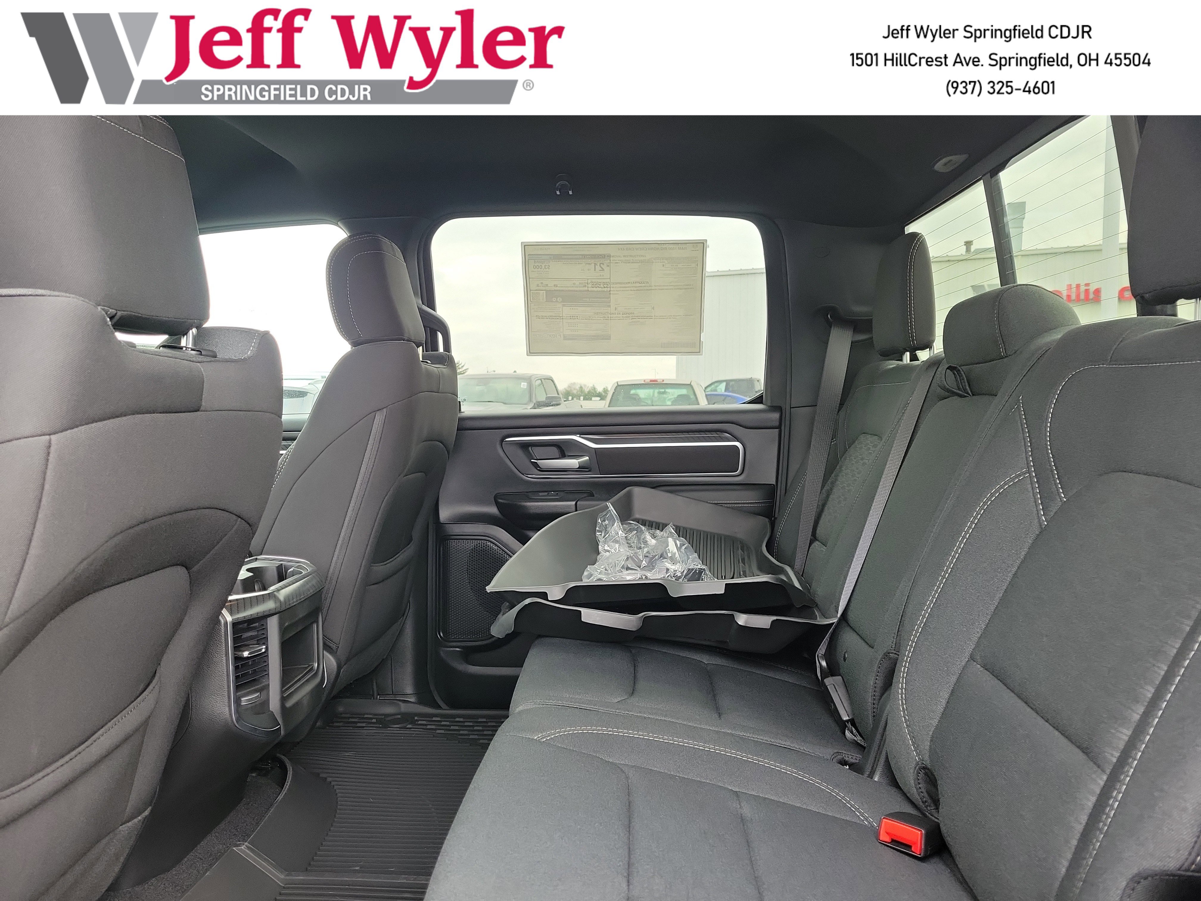 New 2025 RAM 1500 Big Horn image 16