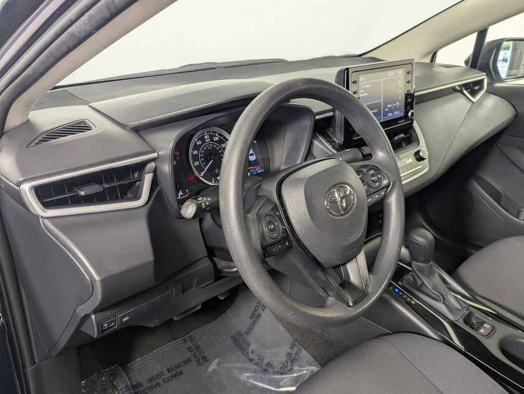 Used 2022 Toyota Corolla LE FWD image 10