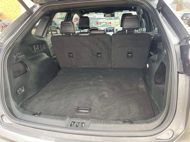 Used 2023 Ford Edge ST-Line w/ Class II Trailer Tow Package image 11