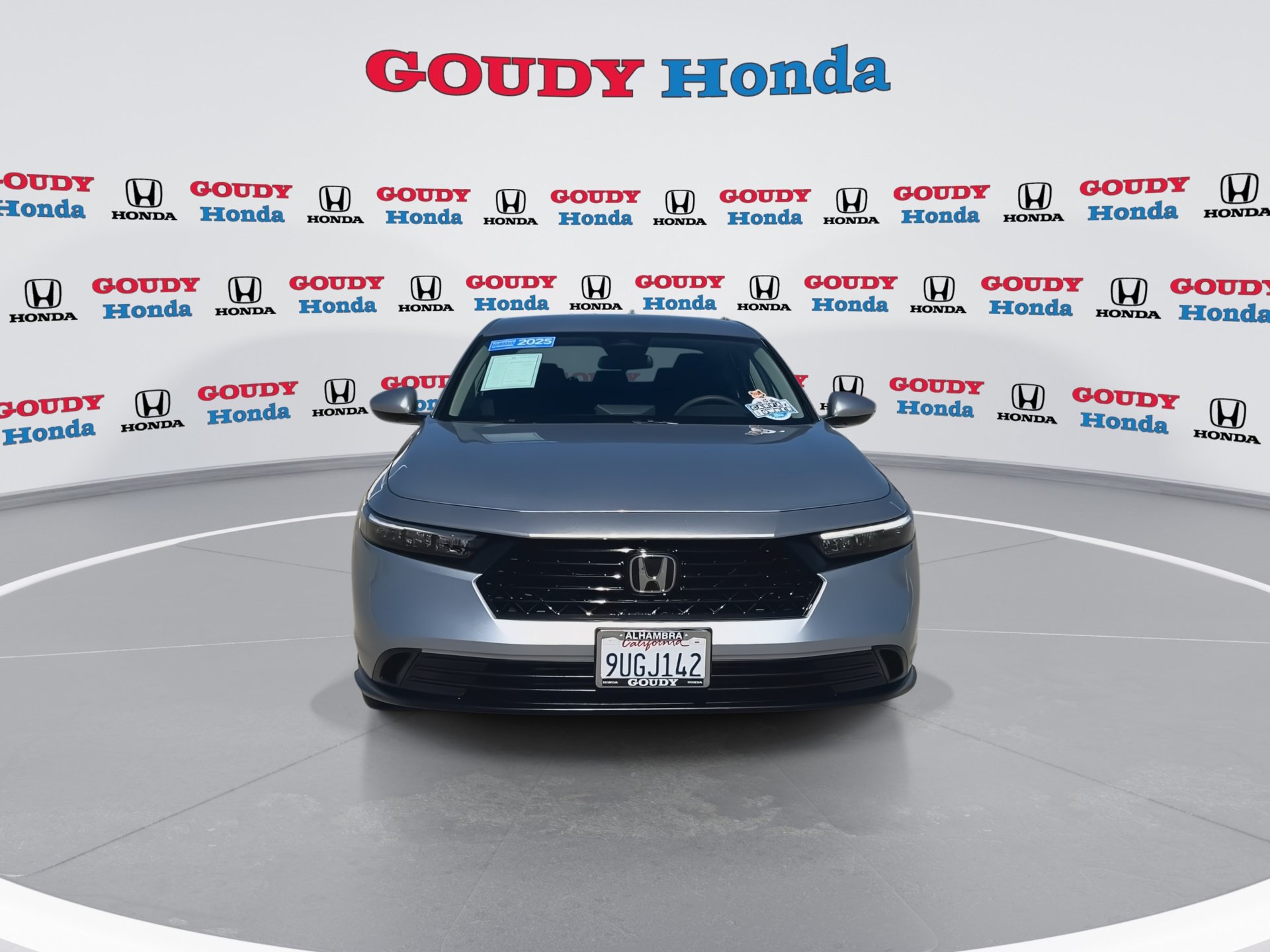Certified 2025 Honda Accord LX image 3