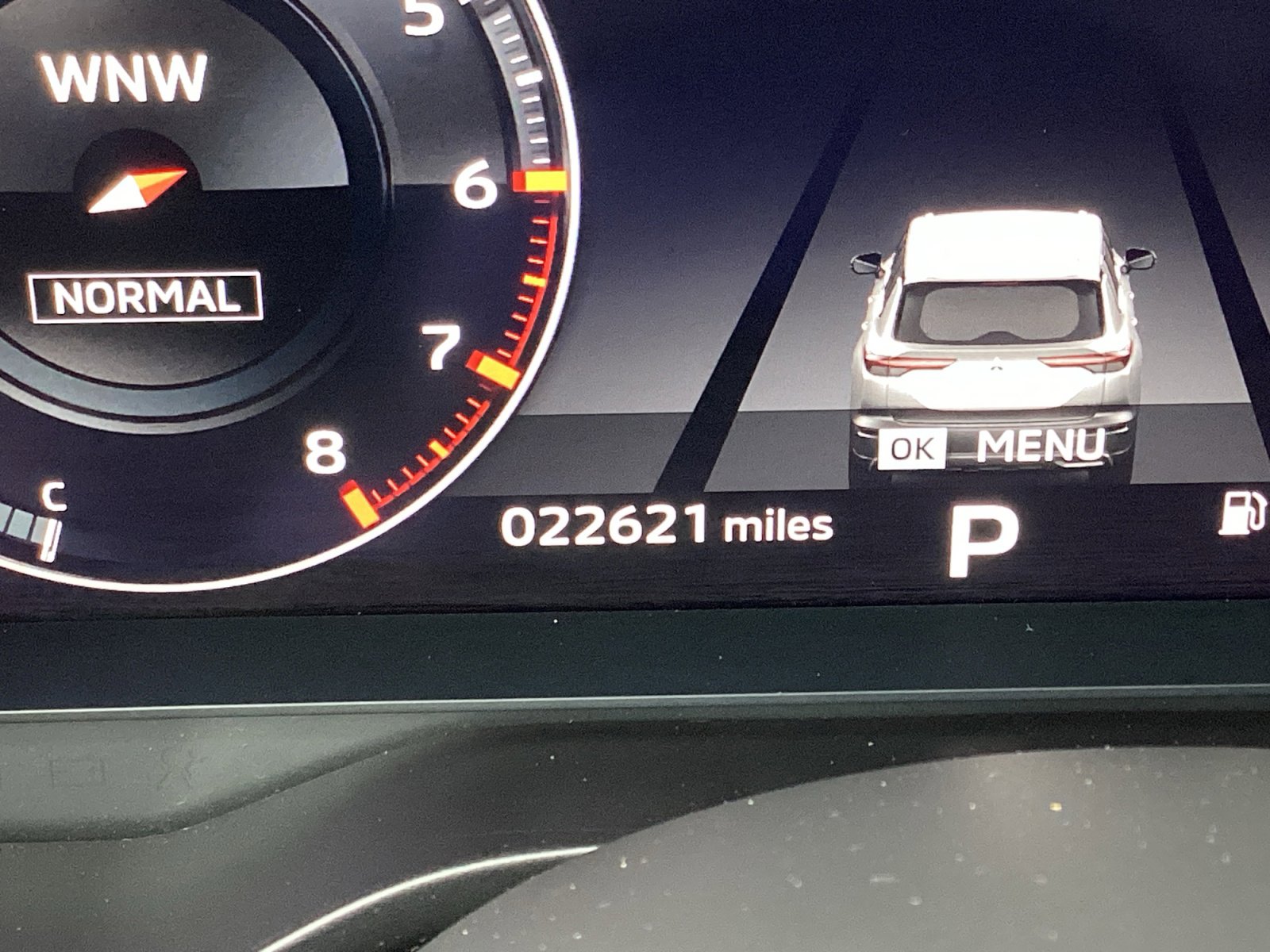 Used 2024 Mitsubishi Outlander SE Black Edition FWD image 3