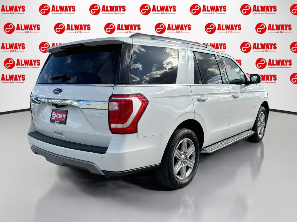 Used 2020 Ford Expedition XLT w/ Equipment Group 202A RWD image 5