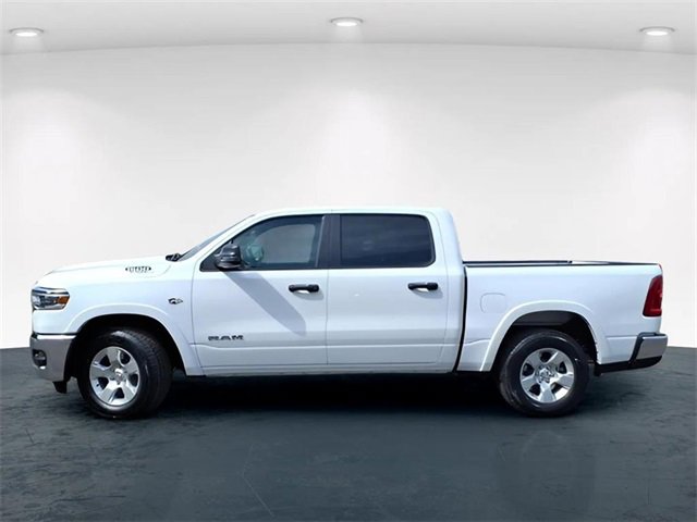 New 2026 RAM 1500 4x4 Crew Cab image 4