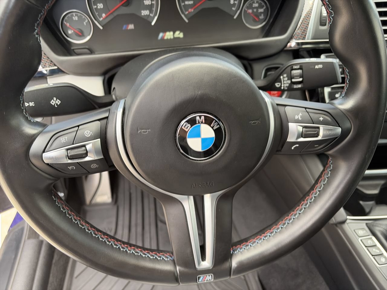Used 2020 BMW M4 Coupe w/ Competition Package RWD image 22