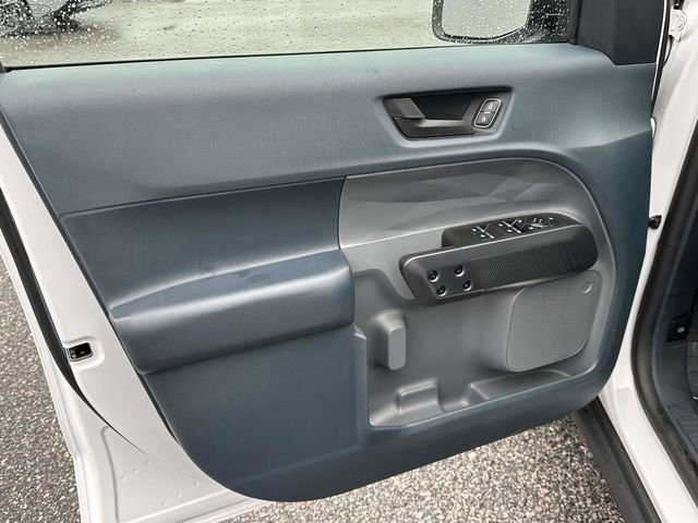 Used 2023 Ford Maverick Lariat w/ Black Appearance Package image 16