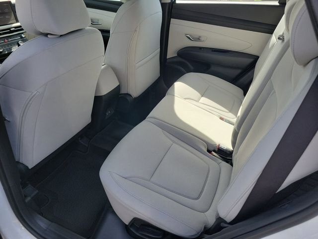 New 2026 Hyundai Tucson SE image 17