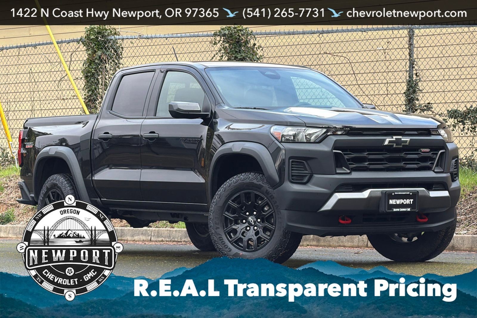 Used 2025 Chevrolet Colorado Trail Boss AWD/4WD image 2