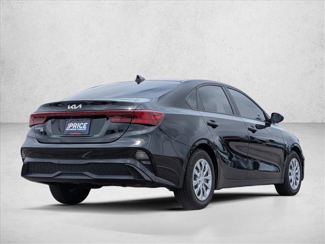 Used 2023 Kia Forte LX FWD image 5