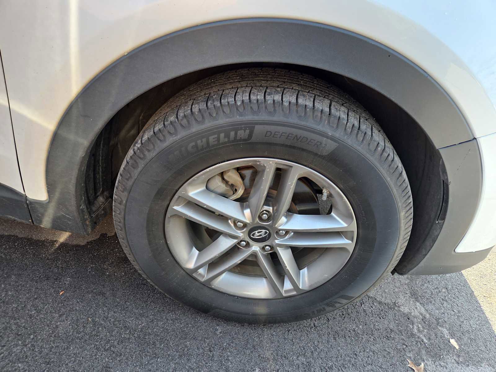 Used 2017 Hyundai Santa Fe Sport image 3