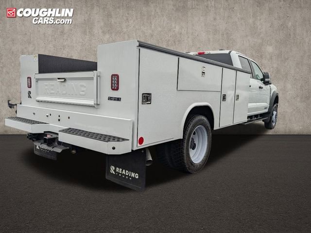 New 2025 Ford F550 4x4 Crew Cab image 7