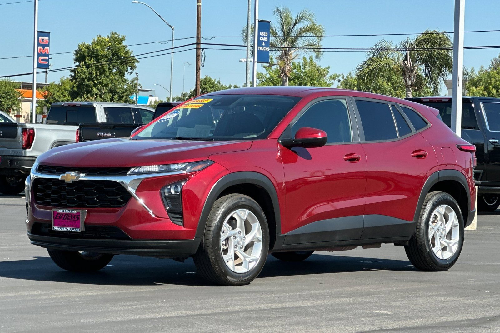 Used 2024 Chevrolet Trax LS w/ LS Convenience Package FWD image 9