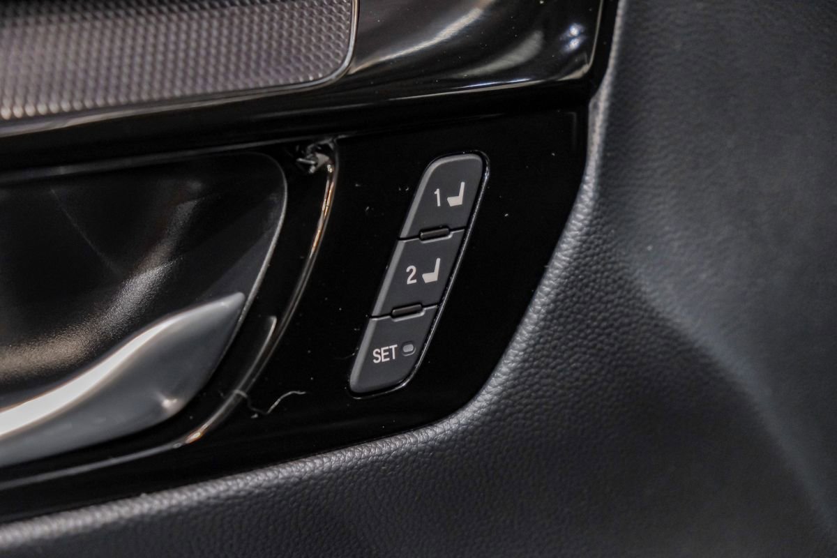 Used 2024 Honda CR-V EX-L image 41