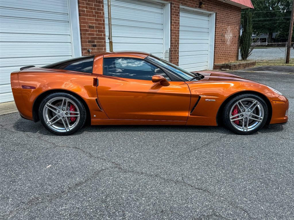 Used 2007 Chevrolet Corvette Z06 w/ Preferred Equipment Group RWD image 37