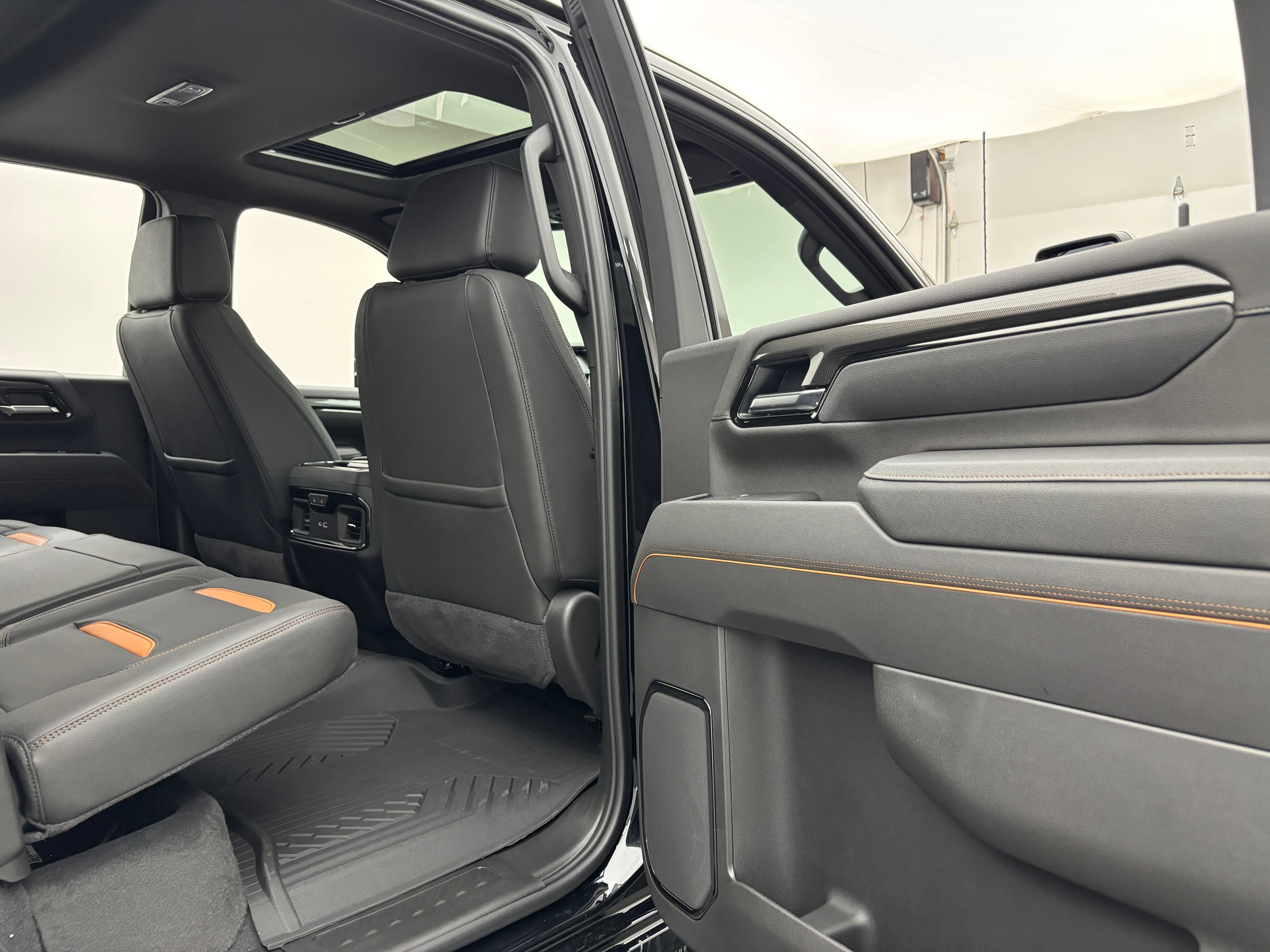 New 2026 GMC Sierra 2500 AT4 w/ AT4 Premium Plus Package AWD/4WD image 41