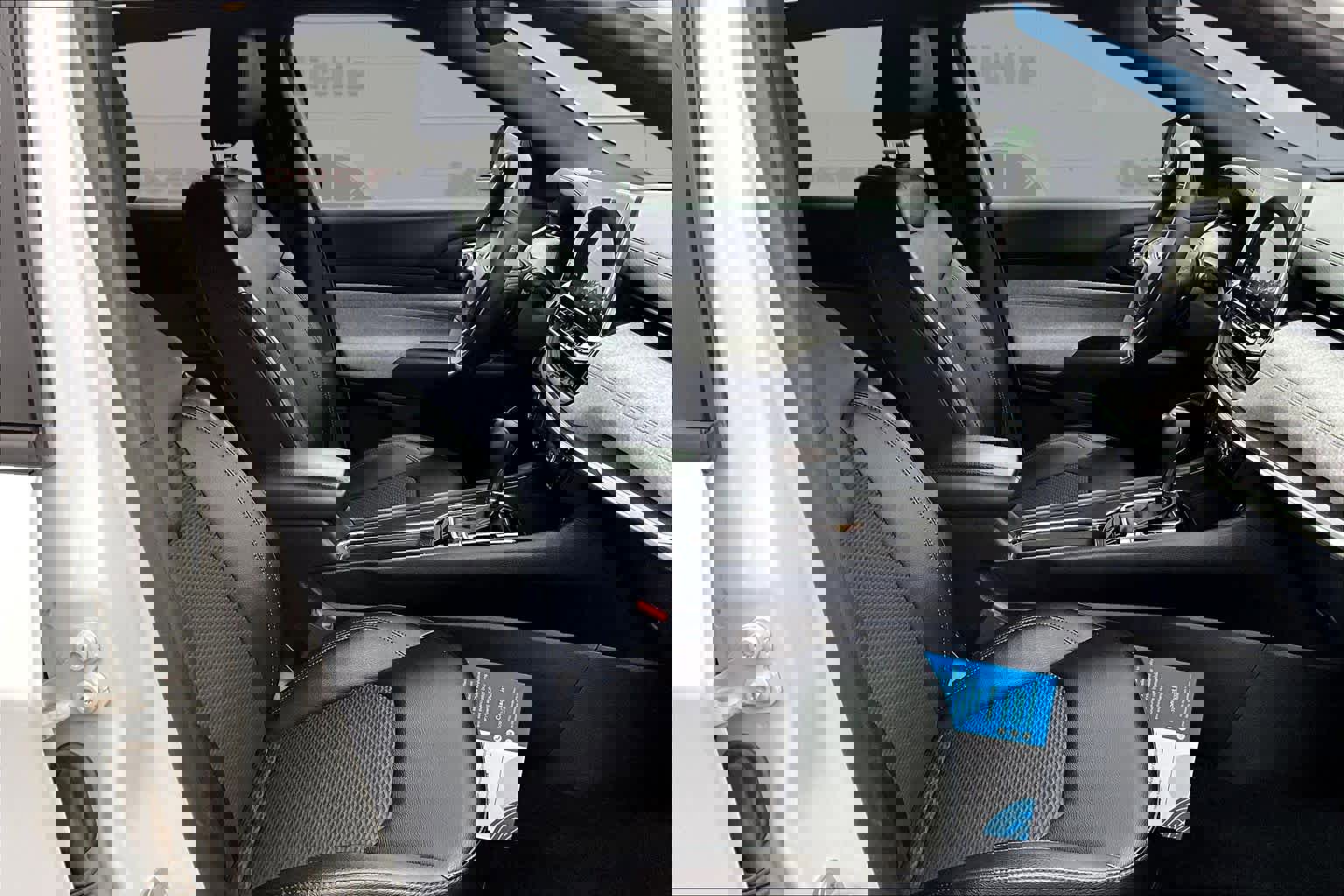 Used 2024 Jeep Compass Latitude image 18