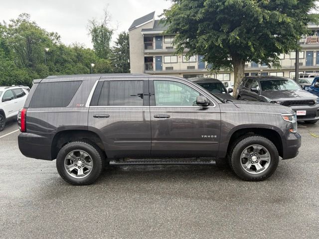 Used 2017 Chevrolet Tahoe LT w/ Luxury Package AWD/4WD image 9
