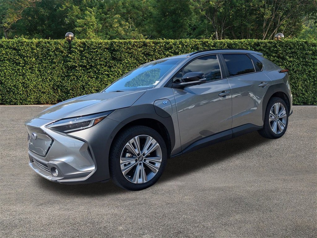 Used 2025 Subaru Solterra Limited w/ Limited Convenience Package image 8