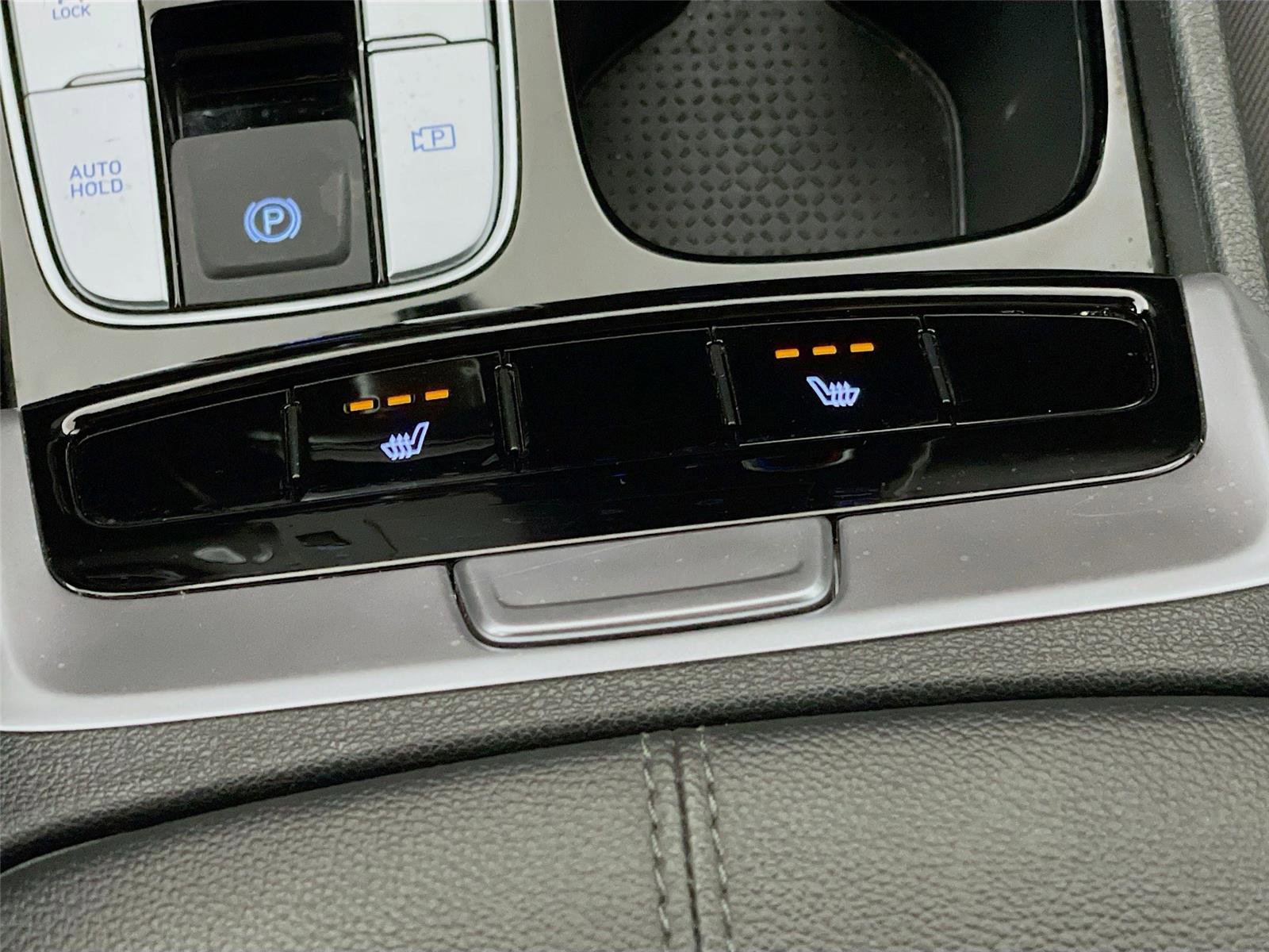 Used 2022 Hyundai Santa Cruz SEL image 22